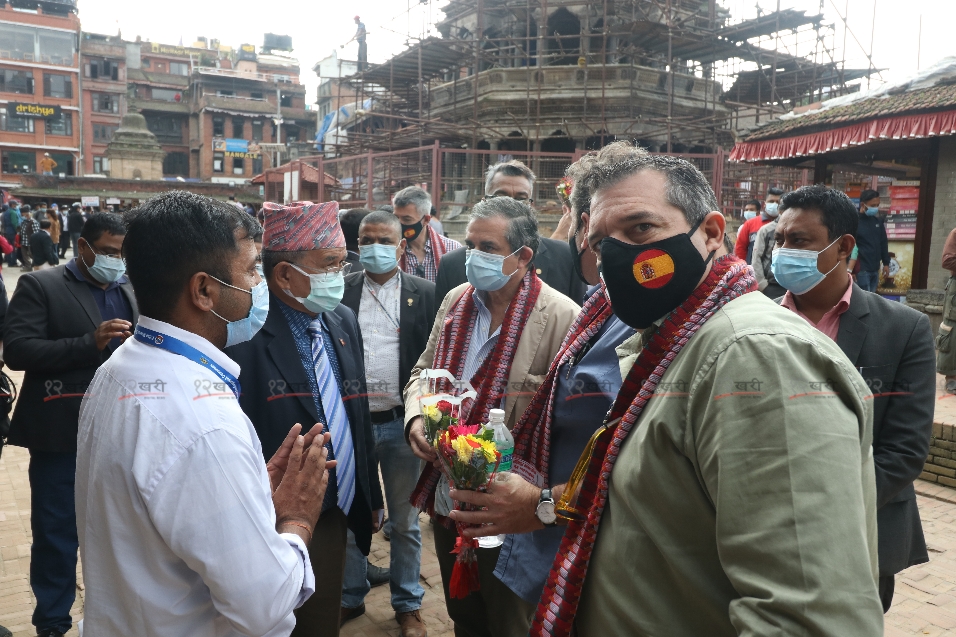 स्पेनका सभामुख नेतृत्वको टोलीद्वारा पाटन दरबार क्षेत्रको अवलोकन (तस्बिरसहित)